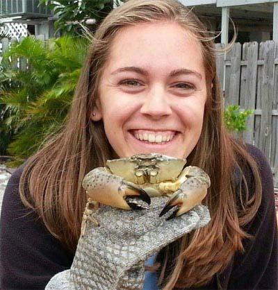 Thus, the Florida Fish and Wildlife Conservation Commission manages the fishery. Figure 1. Extension associate Amanda Jefferson holding a live Florida stone crab.