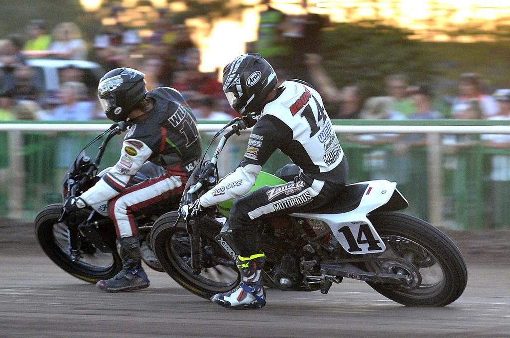 ROUND 5 / MAY 13, 2018 TURF PARADISE / PHOENIX, ARIZONA FLAT TRACK 2018 AMERICAN FLAT TRACK SERIES P70 Henry Wiles and Briar Bauman had a fight for the final podium position.