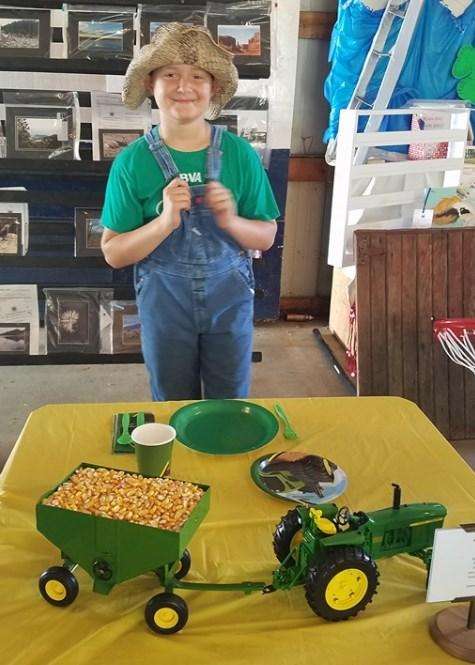 TABLE SETTING Table setting will be a new event at the 2017 Shelby County Fair. 4-H ers (K 12th grade) will be eligible to compete with formal or informal table setting displays.