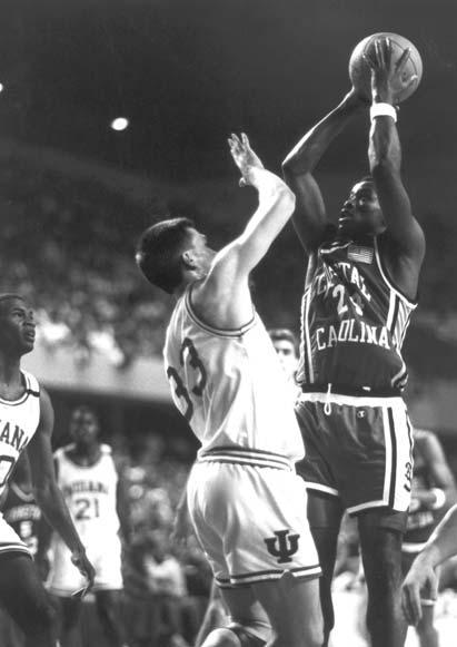 INDIVIDUAL SINGLE-GAME RECORDS 66 1. 52 Howard White vs. College of Charleston 1974-75 2. 43 Tony Dunkin vs. UNC Asheville 1992-93 Tony Whittington at Allen 1981-82 4.