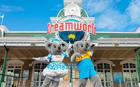 Friday 12 October 2018 Morning: Performance at Dreamworld Afternoon: Free time at Dreamworld Evening: Free Time DREAMWORLD PERFORMANCE Where to meet: Front gate of Dreamworld What time: 9.
