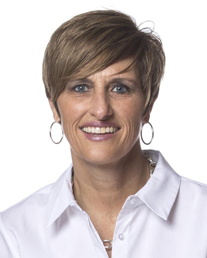 FELISHA TERI MOREN HEAD COACH FOURTH YEAR AT INDIANA 15TH YEAR OVERALL AS COLLEGE PERSONAL DATE OF BIRTH: April 14, 1969 HOMETOWN: Seymour, Ind.